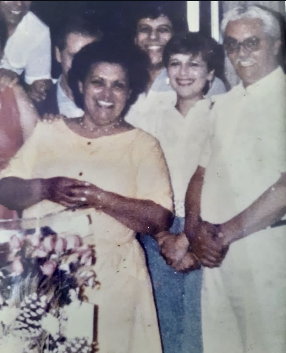 Seu Barros e Dona Diva, o grande amor da sua vida, com a família